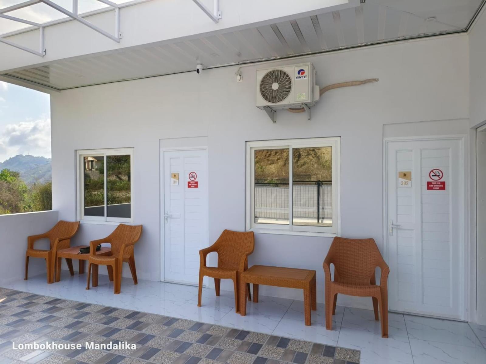 Lombokhouse Mandalika Hotel Kuta  ภายนอก รูปภาพ