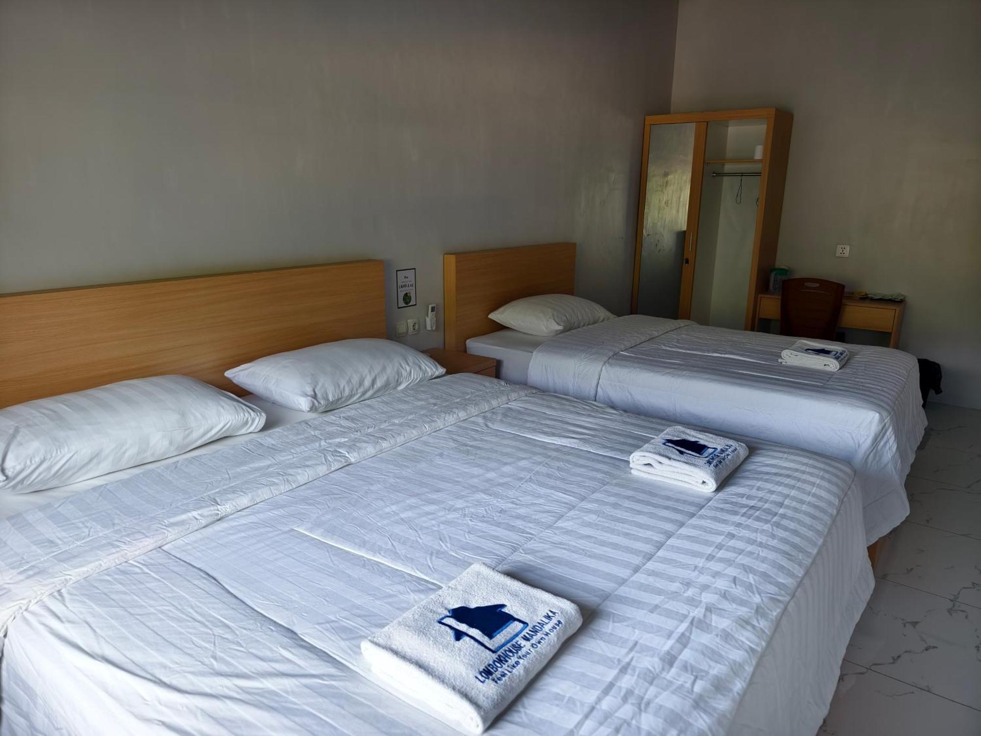 Lombokhouse Mandalika Hotel Kuta  ภายนอก รูปภาพ