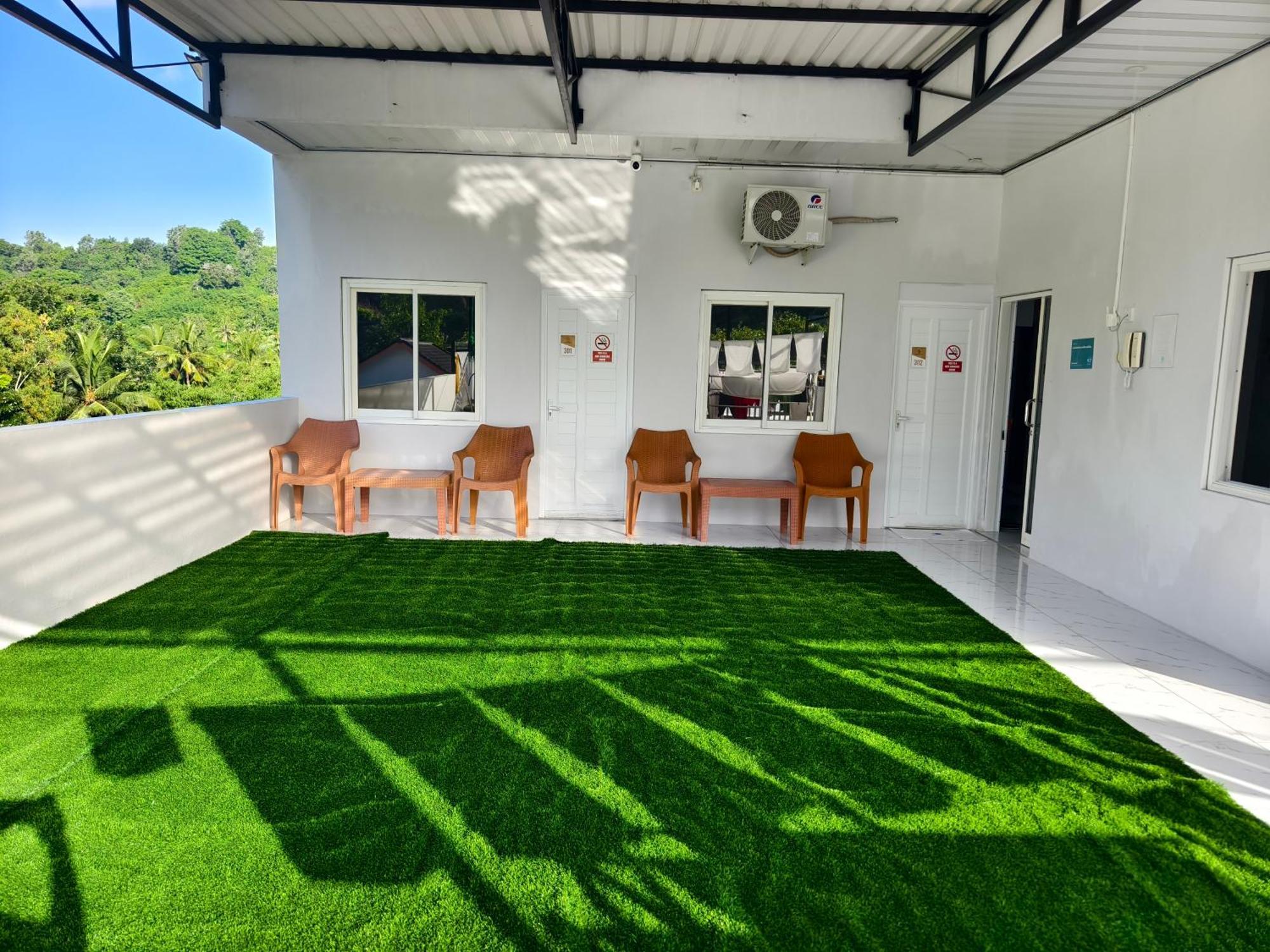 Lombokhouse Mandalika Hotel Kuta  ภายนอก รูปภาพ